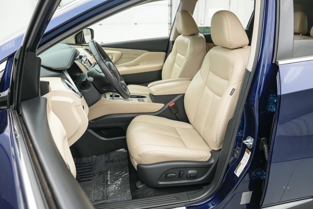 Used 2023 Nissan Murano SV AWD/4WD image 11