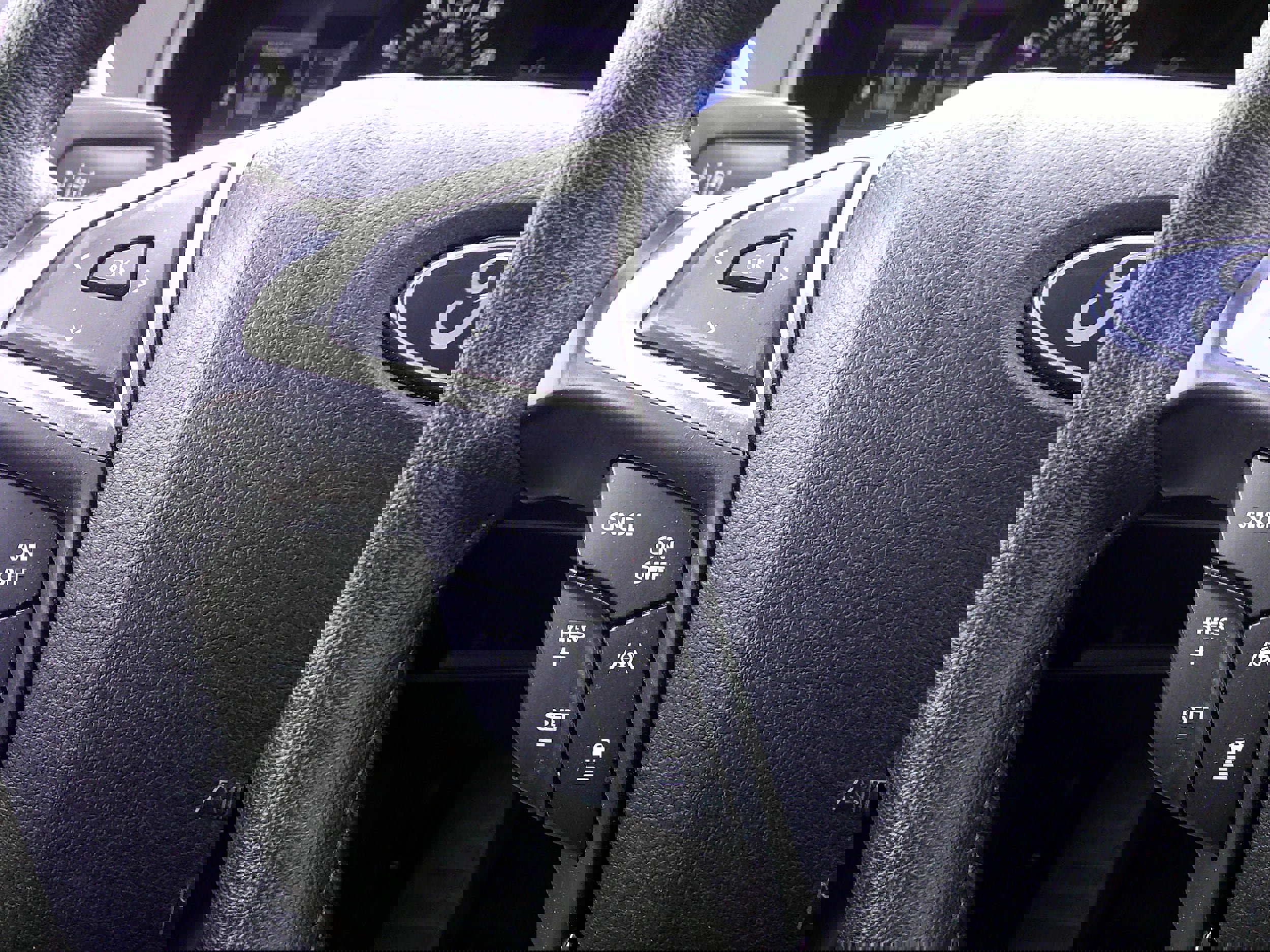 Certified 2024 Ford Edge SEL image 17