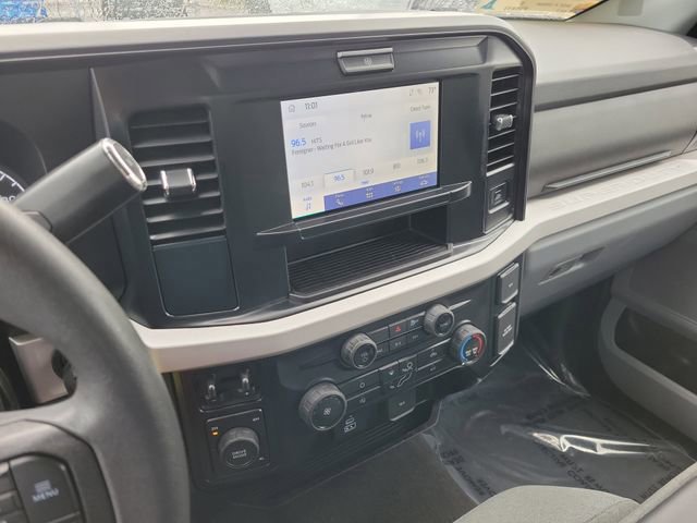Certified 2025 Ford F250 XLT image 27