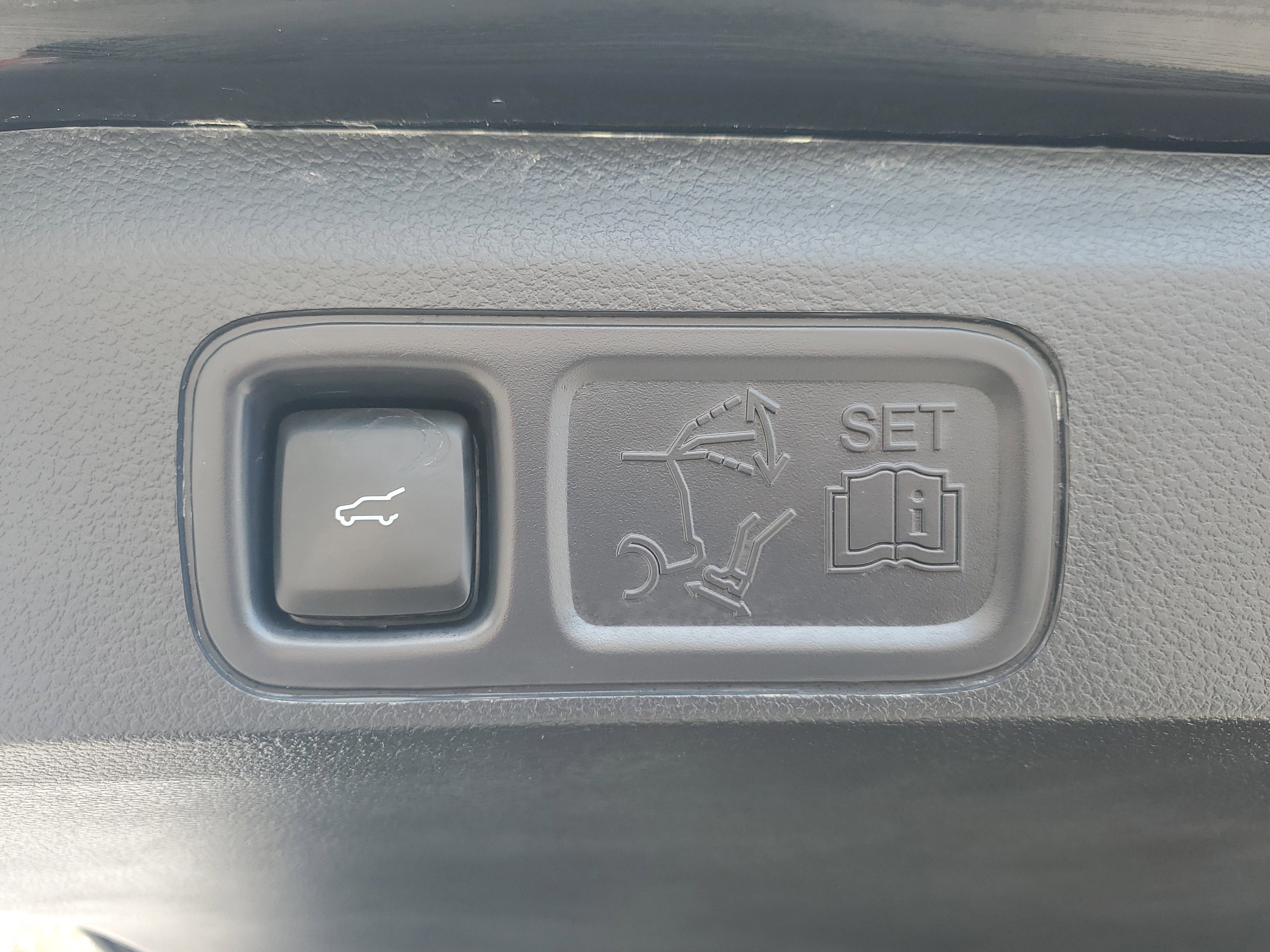 Certified 2023 Ford Expedition Max Limited image 11