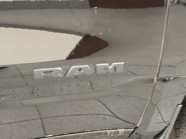 Used 2025 RAM 1500 Tradesman w/ Night Edition AWD/4WD image 7