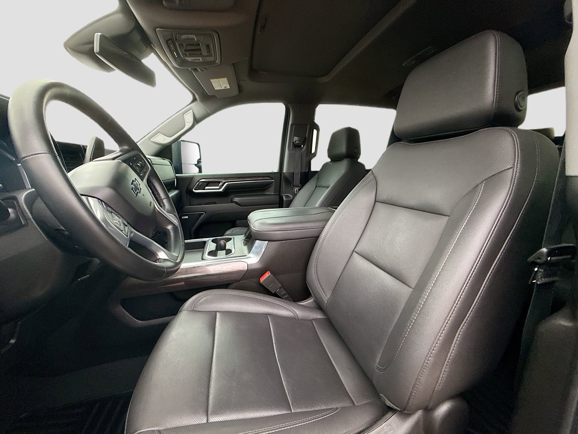 Used 2024 Chevrolet Silverado 3500 LTZ w/ LTZ Plus Package image 27