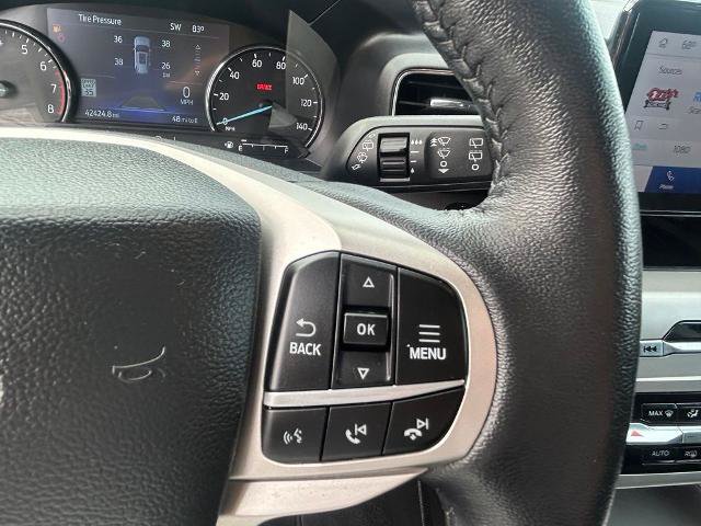 Certified 2022 Ford Explorer XLT w/ Equipment Group 202A AWD/4WD image 14