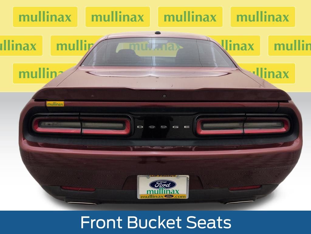 Used 2022 Dodge Challenger SXT image 34
