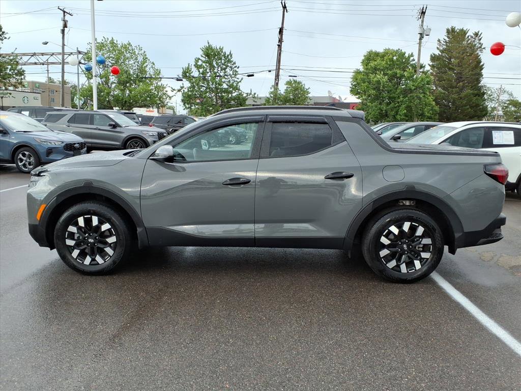 Used 2025 Hyundai Santa Cruz SEL AWD/4WD image 2