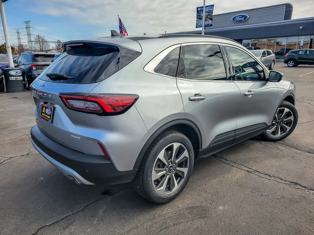 Certified 2024 Ford Escape Platinum image 6