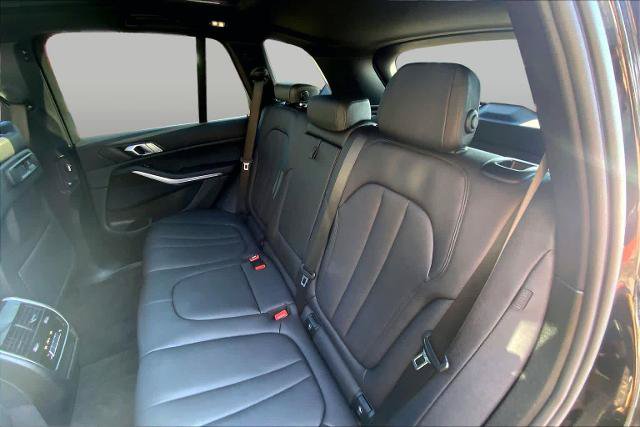 Used 2021 BMW X5 xDrive40i w/ Convenience Package AWD/4WD image 21