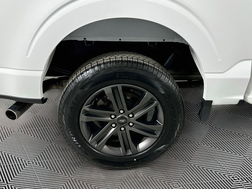 Certified 2022 Ford F150 XLT w/ Equipment Group 302A High image 28