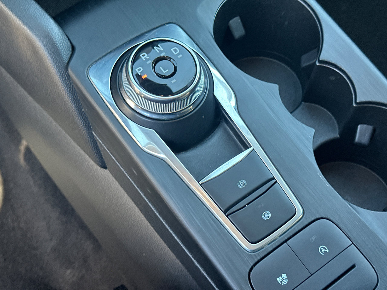Certified 2025 Ford Escape Active FWD image 32