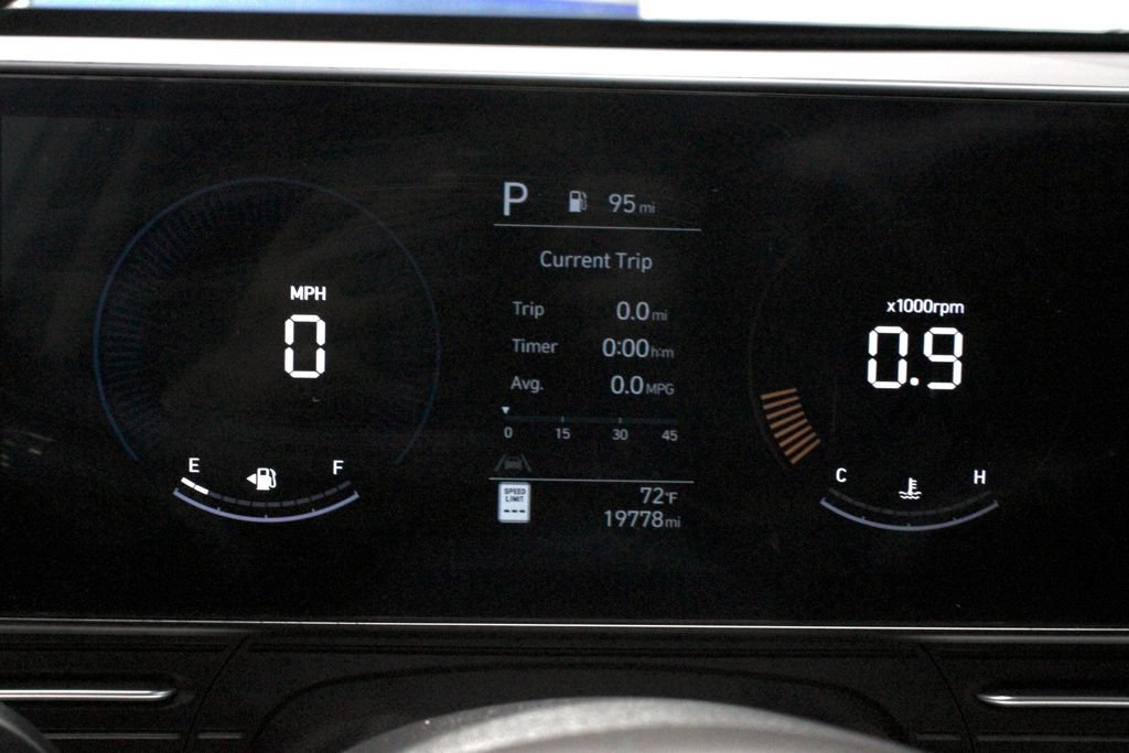 Used 2024 Hyundai Kona SEL AWD/4WD image 26