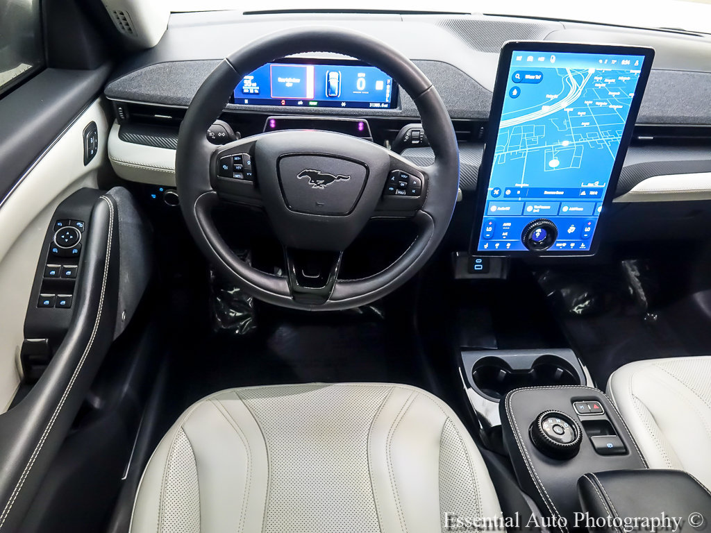 Certified 2022 Ford Mustang Mach-E Premium AWD/4WD image 14