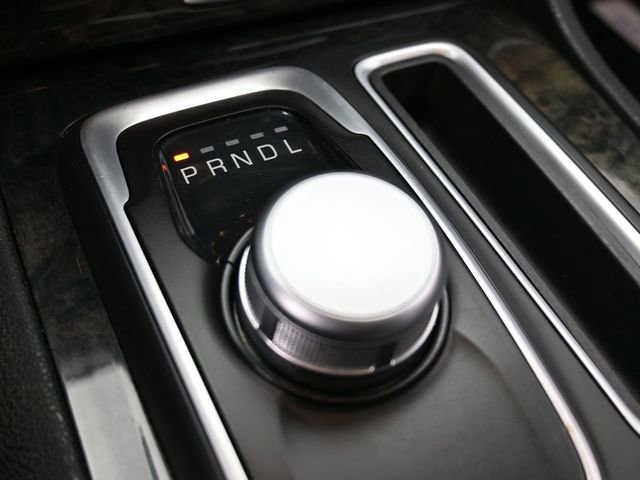 Used 2020 Chrysler 300 Limited image 22