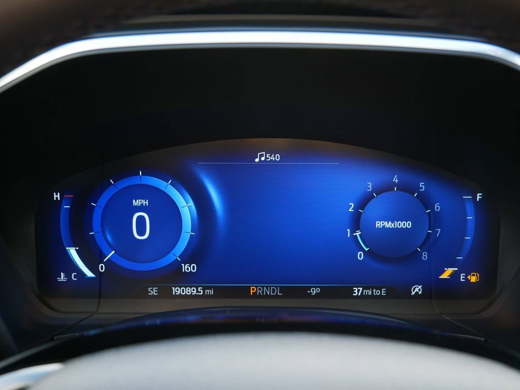 Certified 2022 Ford Escape Titanium w/ Class II Trailer Tow Package image 19