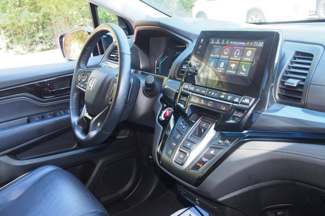 Used 2024 Honda Odyssey Elite image 10