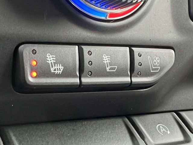 Used 2020 GMC Sierra 1500 SLT w/ SLT Convenience Package image 32