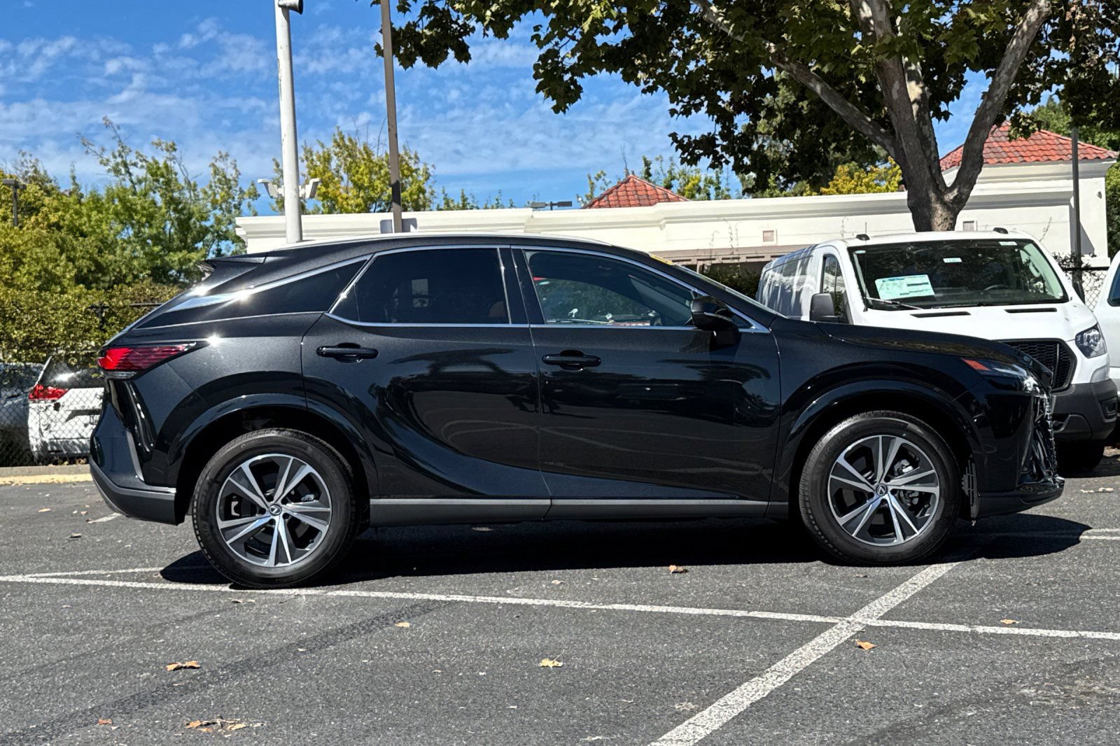 Used 2023 Lexus RX 350 w/ Cold Area Package AWD/4WD image 3