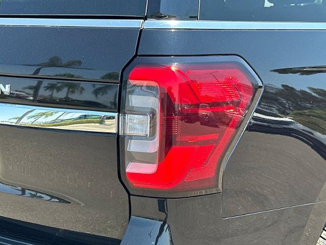 Certified 2024 Ford Expedition Limited RWD image 27