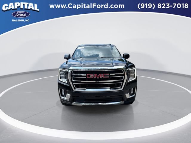 Used 2023 GMC Yukon XL SLT w/ SLT Premium Package AWD/4WD image 3