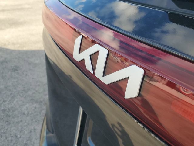 Used 2024 Kia Seltos SX w/ SX Sunroof Package image 6