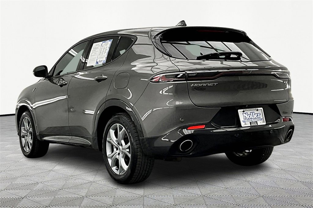 Used 2024 Dodge Hornet R/T image 2