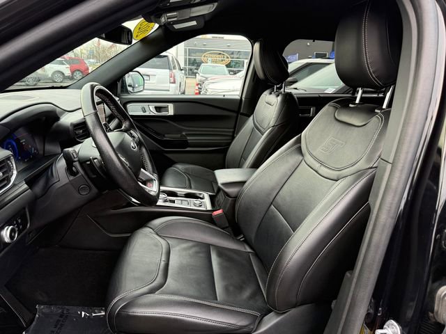 Certified 2023 Ford Explorer ST w/ Equipment Group 401A image 5