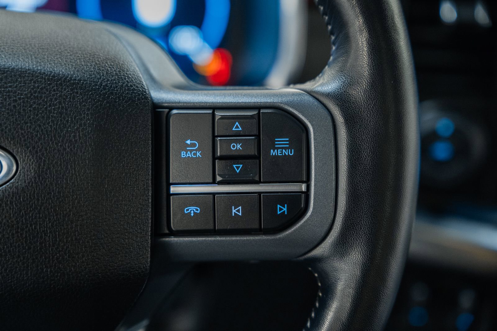 Certified 2023 Ford F150 Lariat w/ Equipment Group 502A High image 39