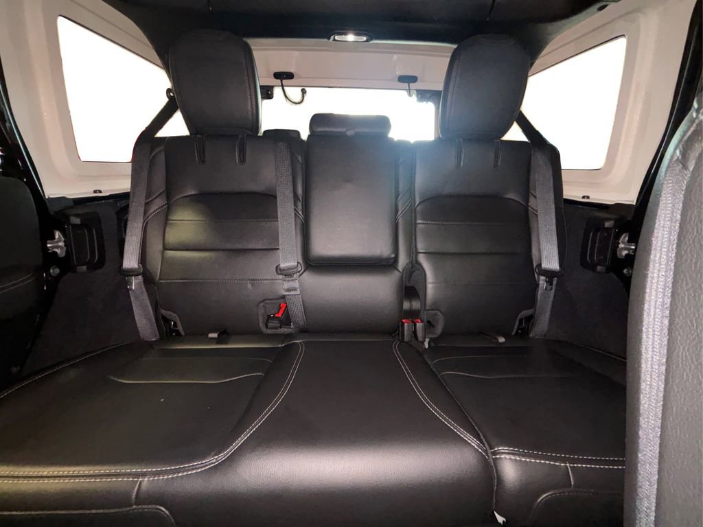 Used 2022 Jeep Wrangler Unlimited Sahara w/ Cold Weather Group image 23