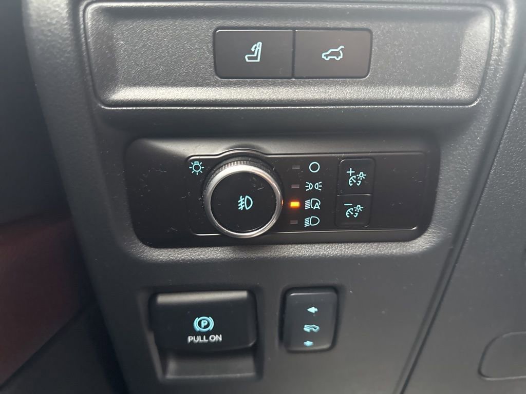 Certified 2023 Ford Expedition Limited image 27