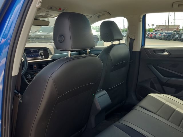 Used 2023 Volkswagen Jetta SE FWD image 12