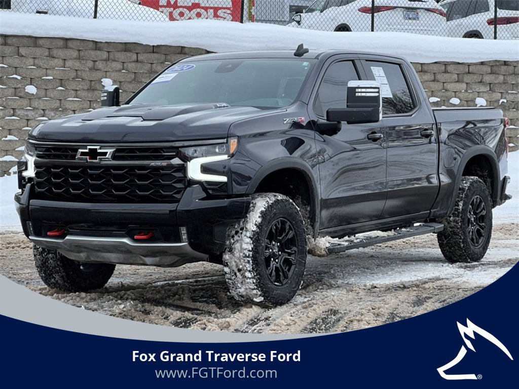 Used 2024 Chevrolet Silverado 1500 ZR2 image 6