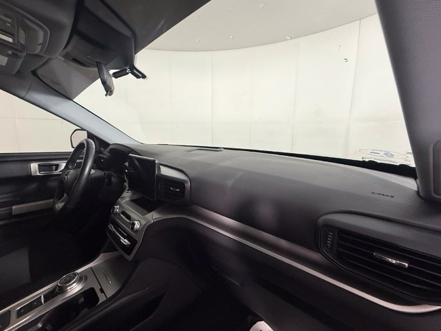 Certified 2022 Ford Explorer XLT RWD image 33
