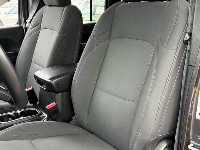 Used 2018 Jeep Wrangler Unlimited Sport S AWD/4WD image 27