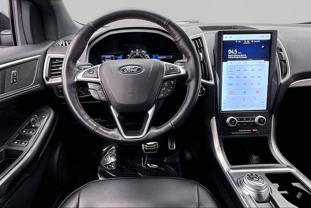 Certified 2023 Ford Edge ST-Line AWD/4WD image 5