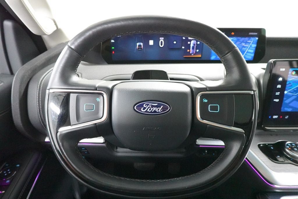 Certified 2025 Ford Expedition Platinum AWD/4WD image 14
