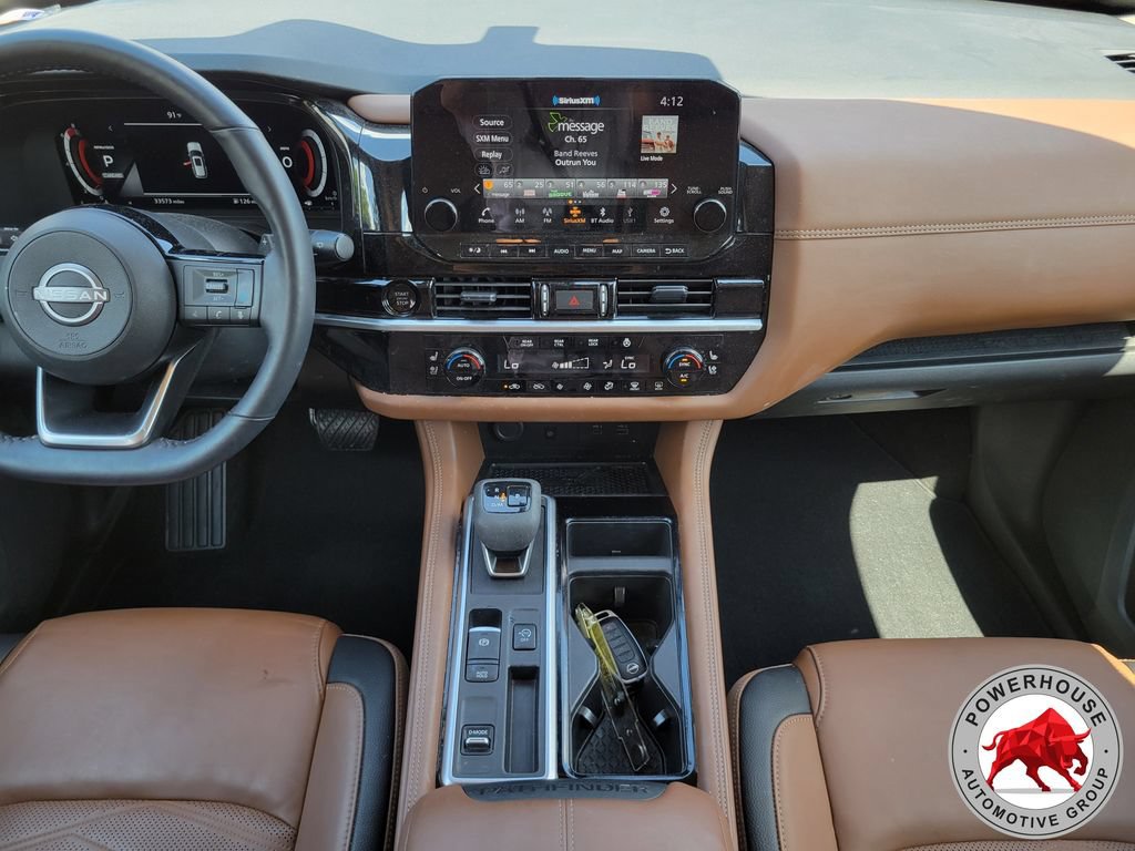 Used 2025 Nissan Pathfinder Platinum w/ Lighting Package (N92) FWD image 22