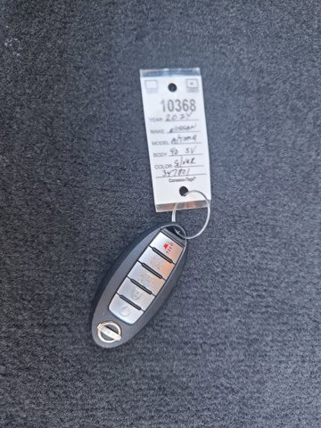 Used 2024 Nissan Altima 2.5 SV FWD image 21