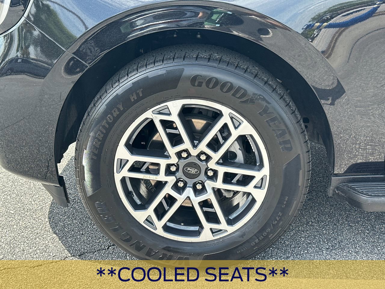 Certified 2025 Ford Expedition Active RWD image 13