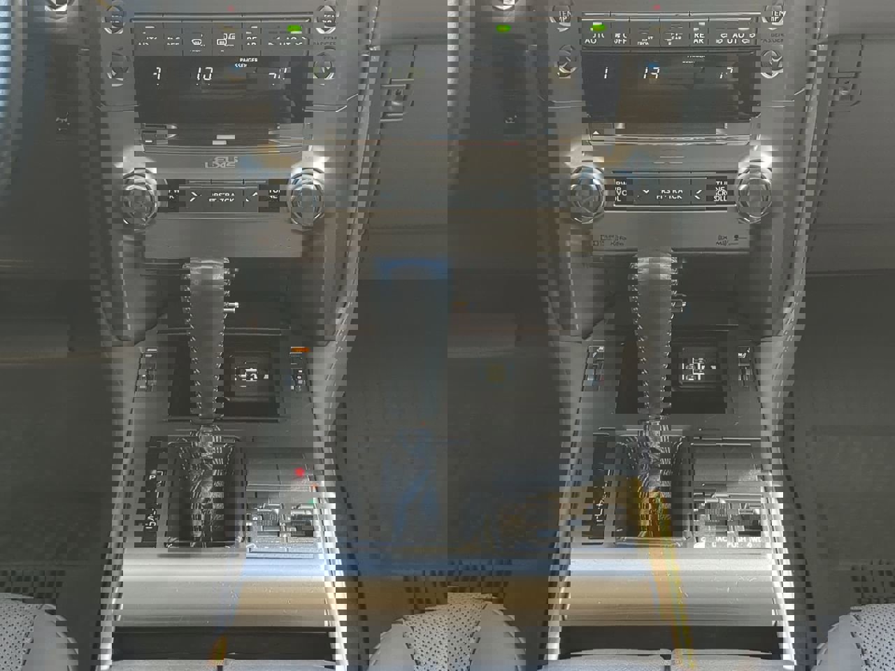 Used 2019 Lexus GX 460 Premium image 17