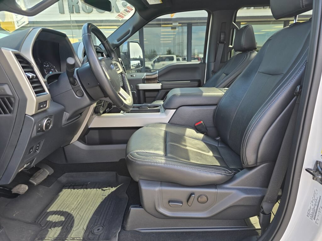 Certified 2022 Ford F350 Lariat w/ Lariat Ultimate Package AWD/4WD image 16