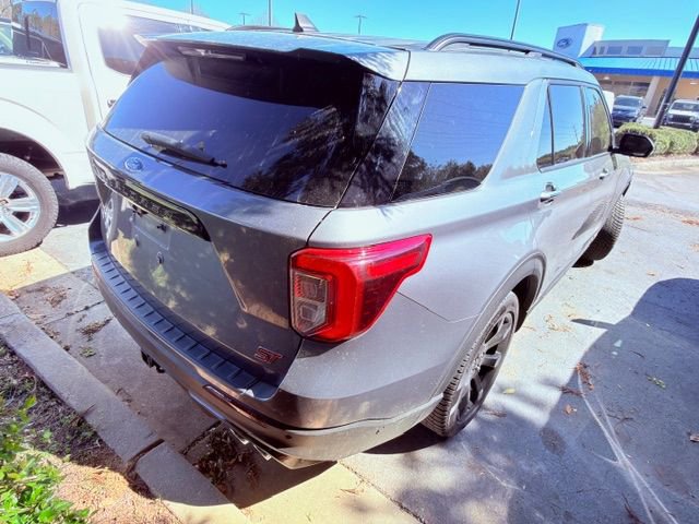 Certified 2022 Ford Explorer ST w/ Equipment Group 401A image 5