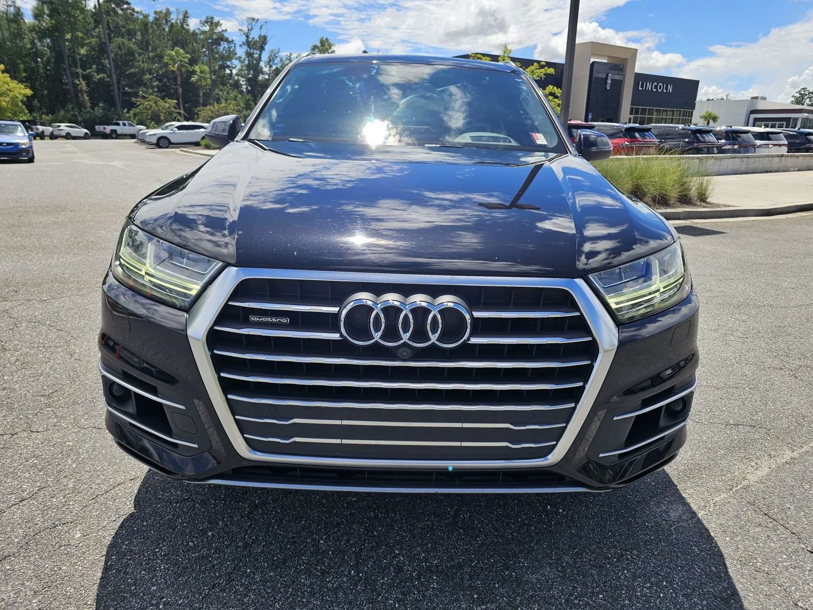 Used 2018 Audi Q7 3.0T Prestige w/ Prestige Package AWD/4WD image 9