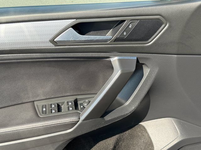 Used 2023 Volkswagen Tiguan S FWD image 27