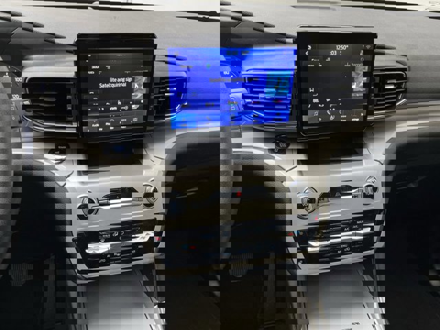 Certified 2023 Ford Explorer XLT w/ Equipment Group 202A image 24