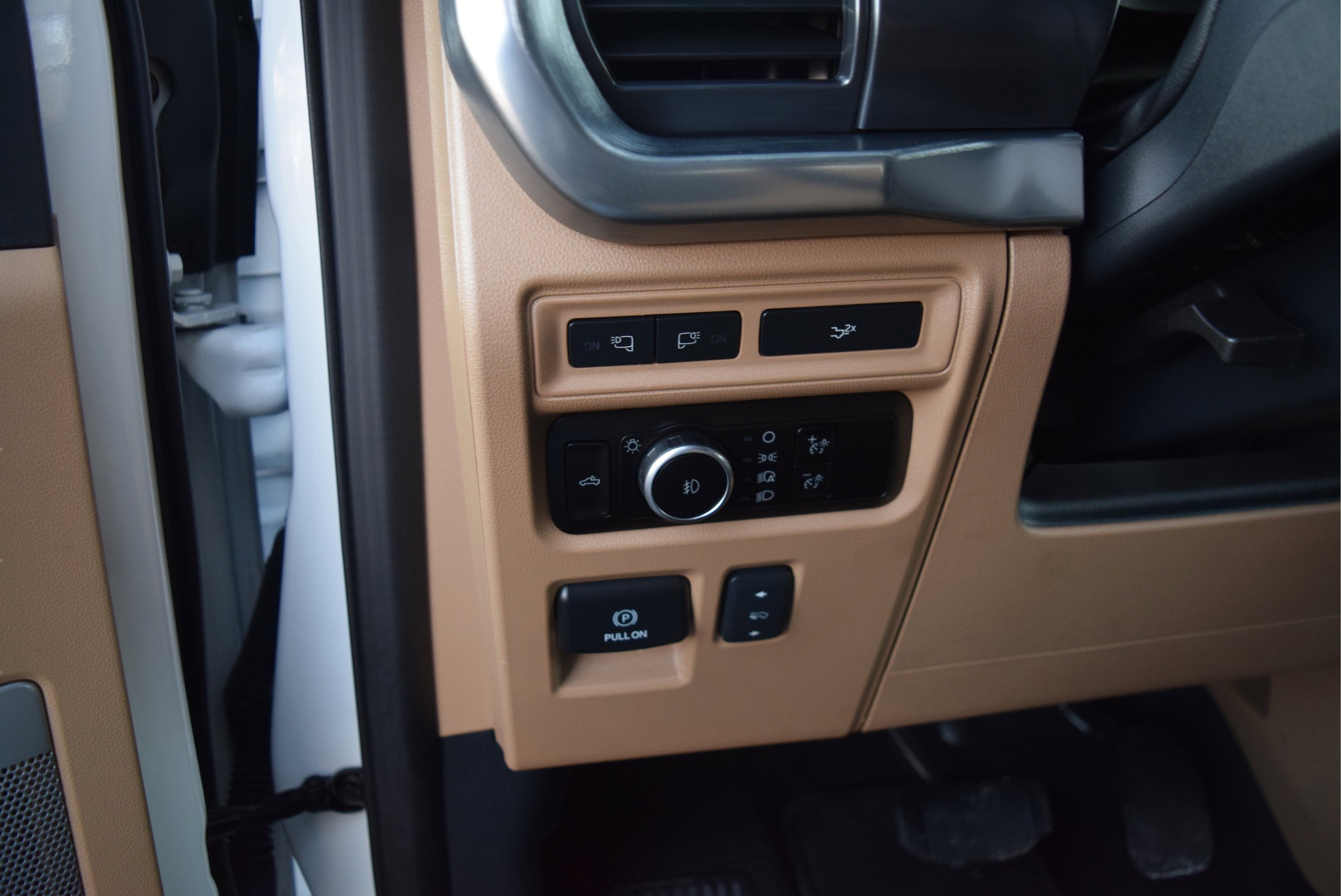 Certified 2023 Ford F150 Lariat image 13