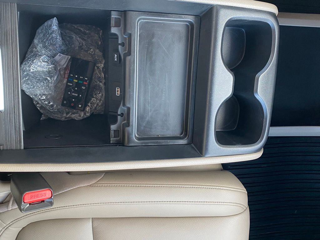 Used 2024 Honda Odyssey Touring image 19