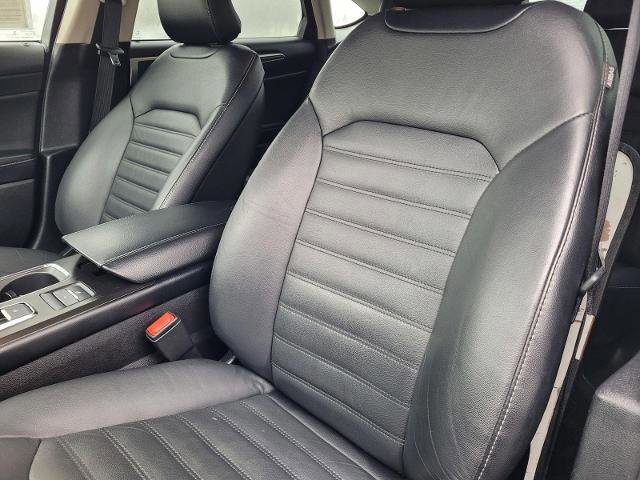 Certified 2018 Ford Fusion Energi SE image 22