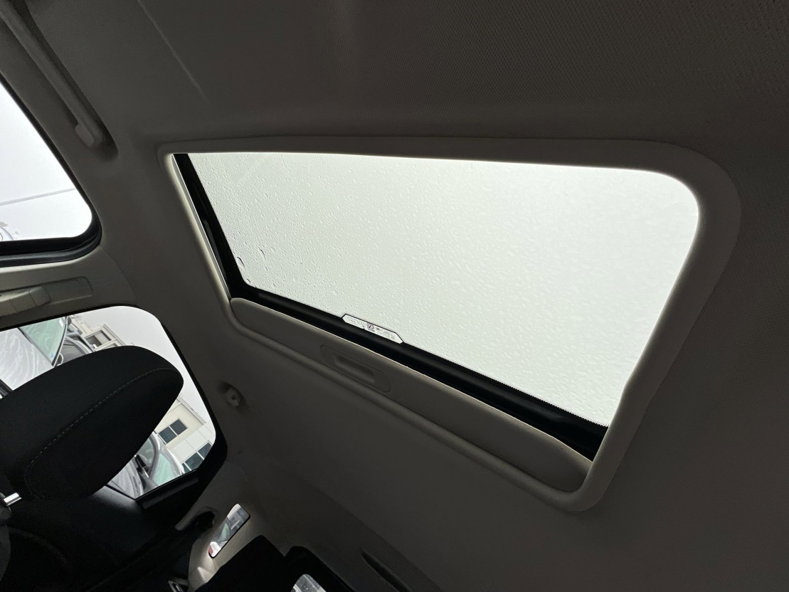 Certified 2020 Ford EcoSport SE w/ SE Convenience Package image 24