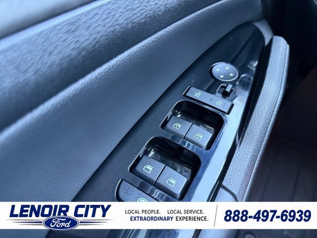 Used 2023 Kia Sportage X-Line w/ X-Line Premium Package AWD/4WD image 18