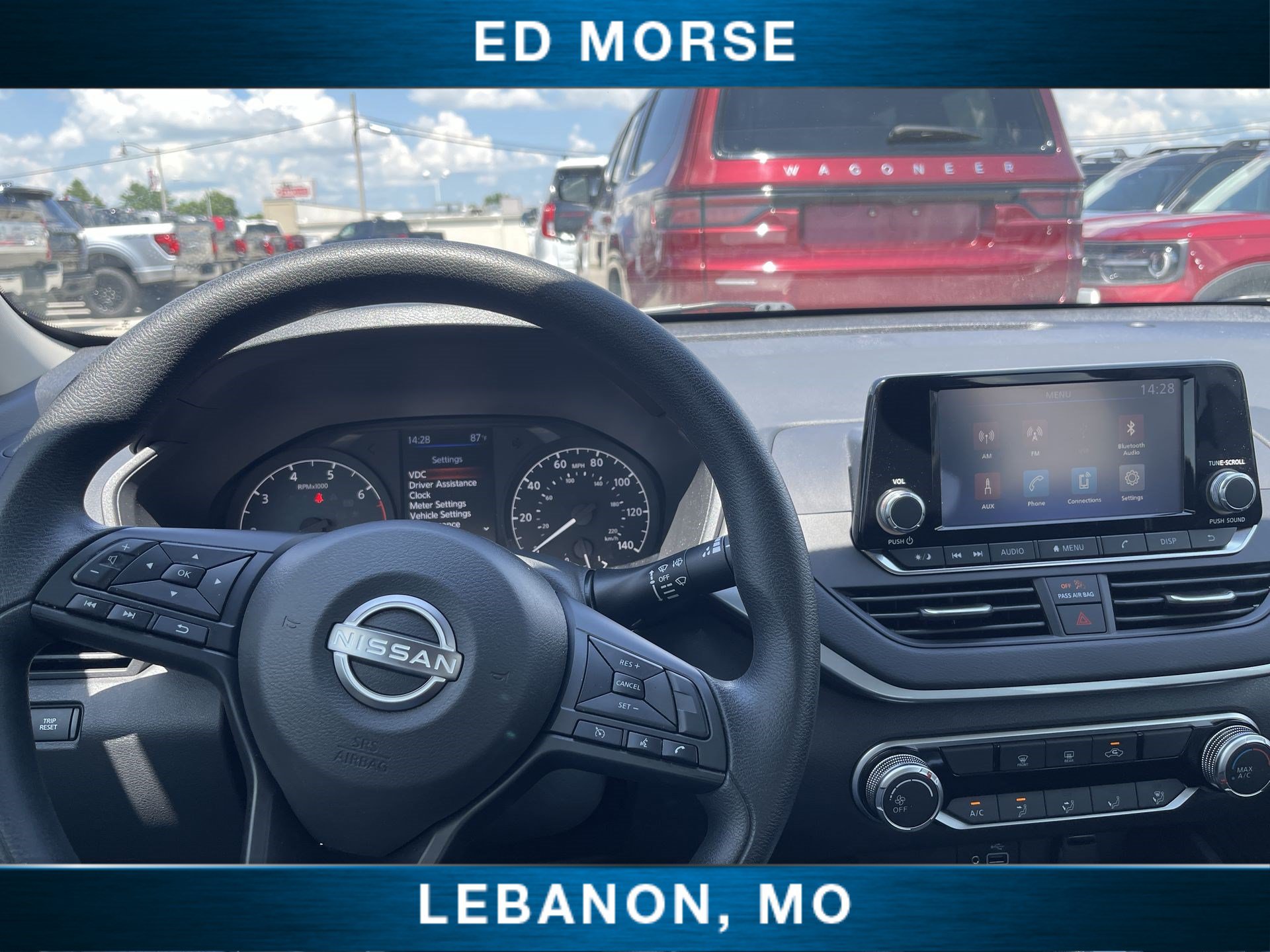 Used 2023 Nissan Altima 2.5 S FWD image 11