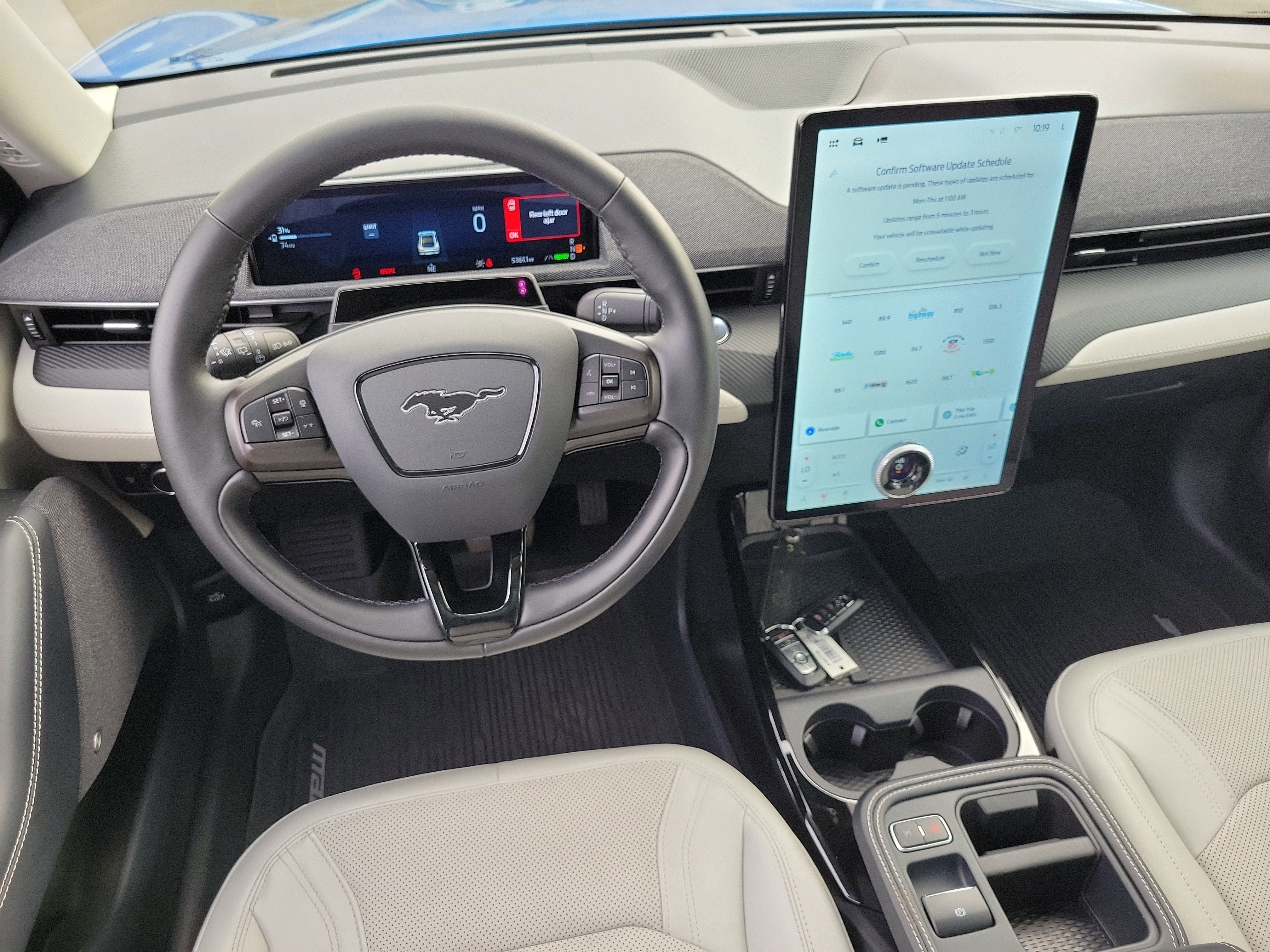 Certified 2025 Ford Mustang Mach-E Premium AWD/4WD image 5